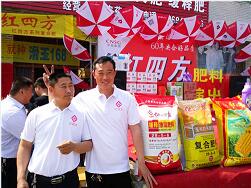 萧县复合肥代理商门店前为何如此如此热闹？